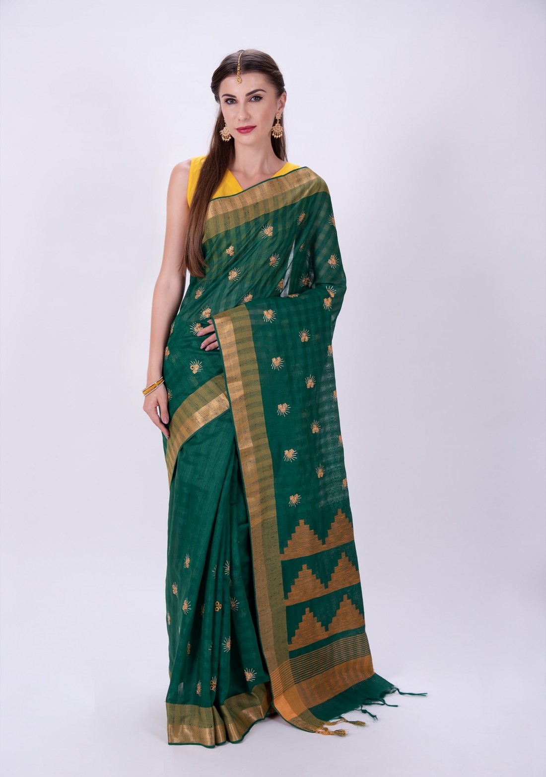 Ravishing Green Cotton Silk Saree