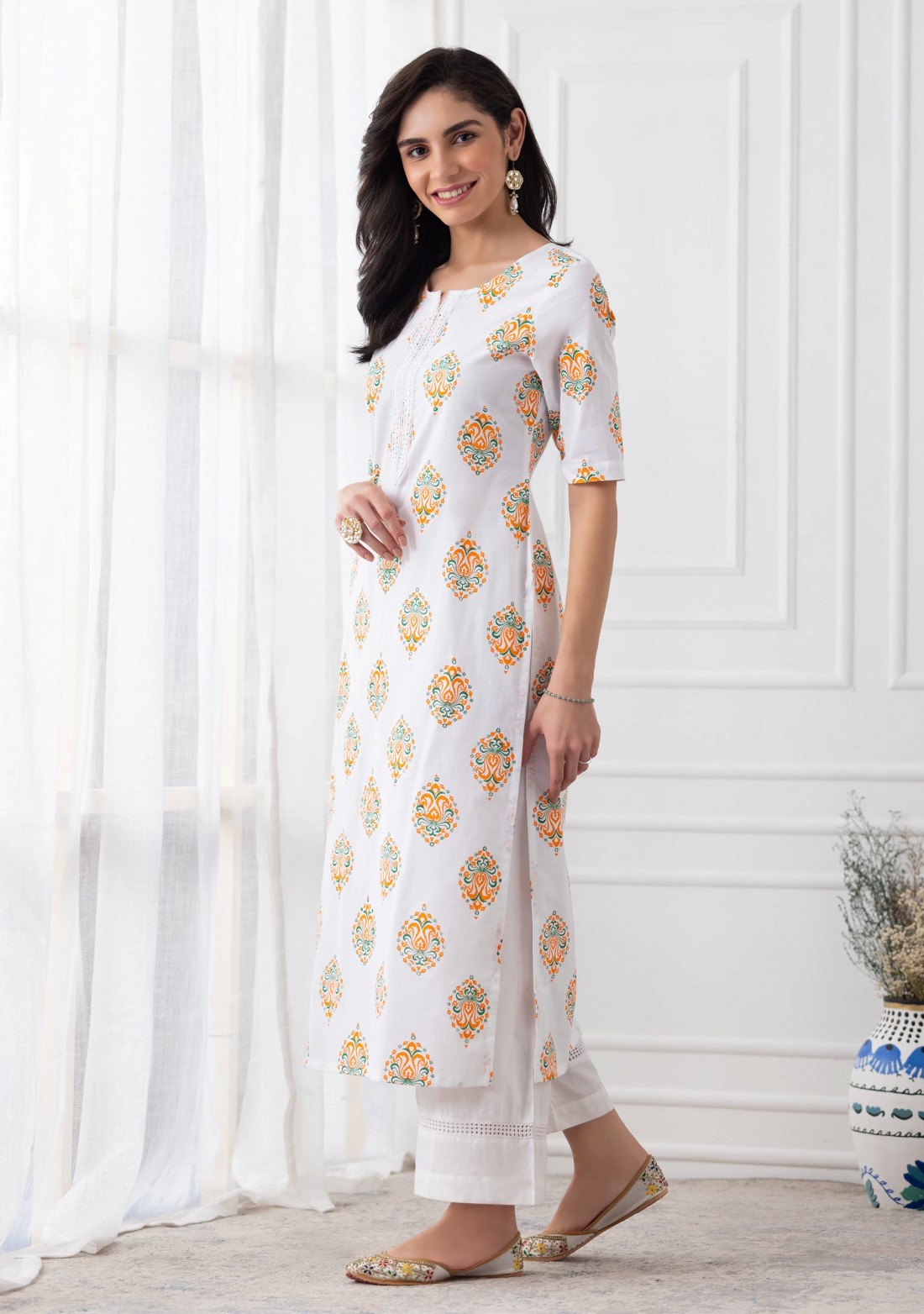 White Multi-Colour Motif Printed Cotton Kurta