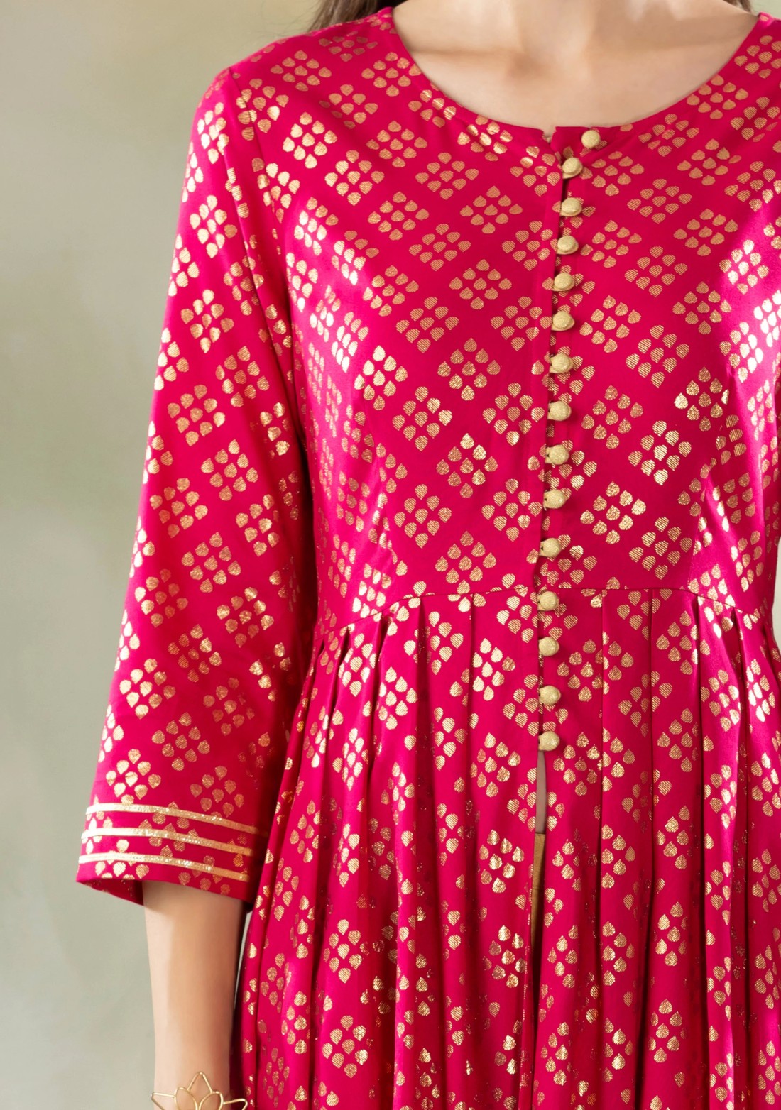 Fuchsia Pink Foil Printed Centre Open Viscose Rayon Pleated Kurta