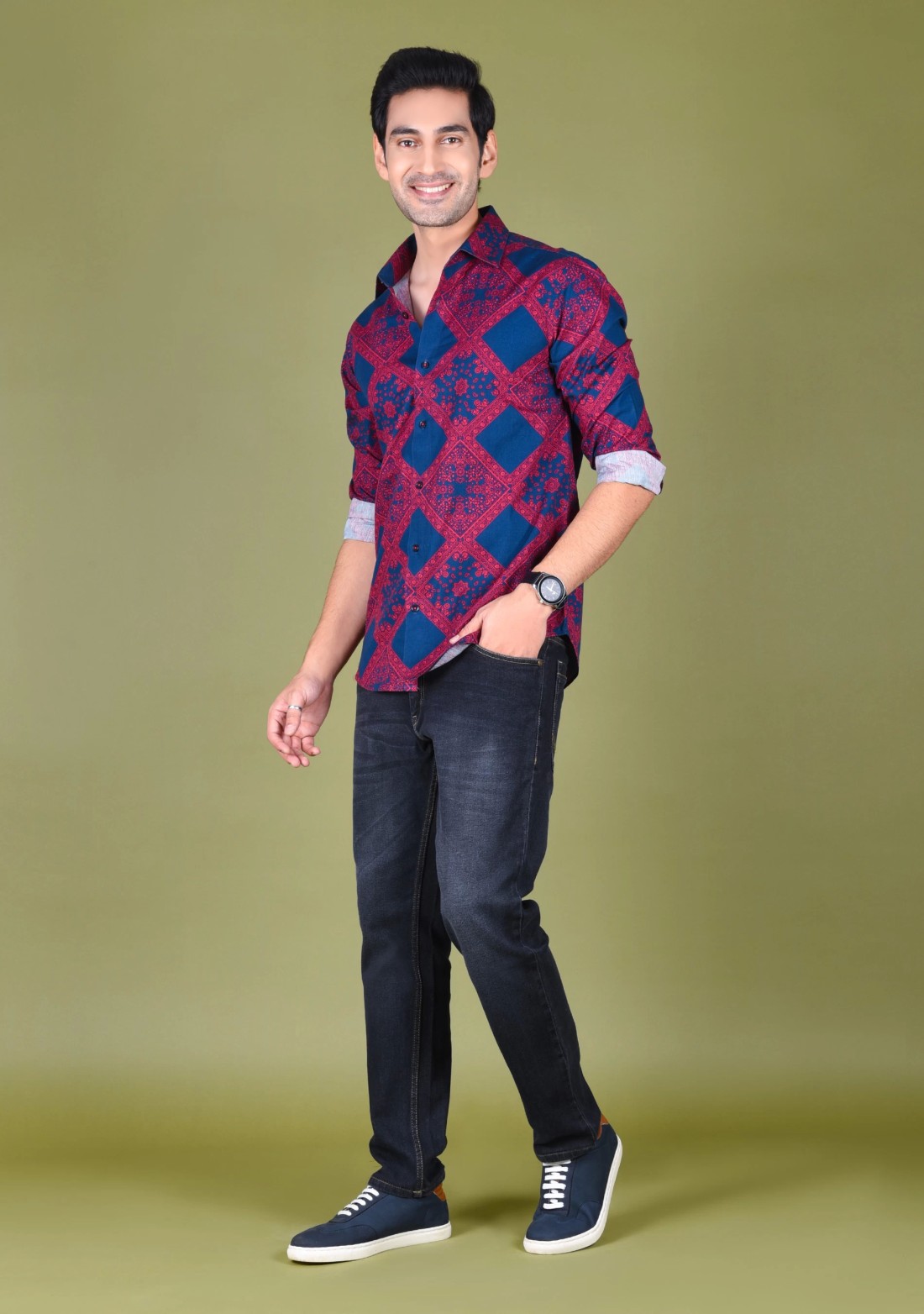 Red and Navy printed Slim fit Men's cotton Shirt