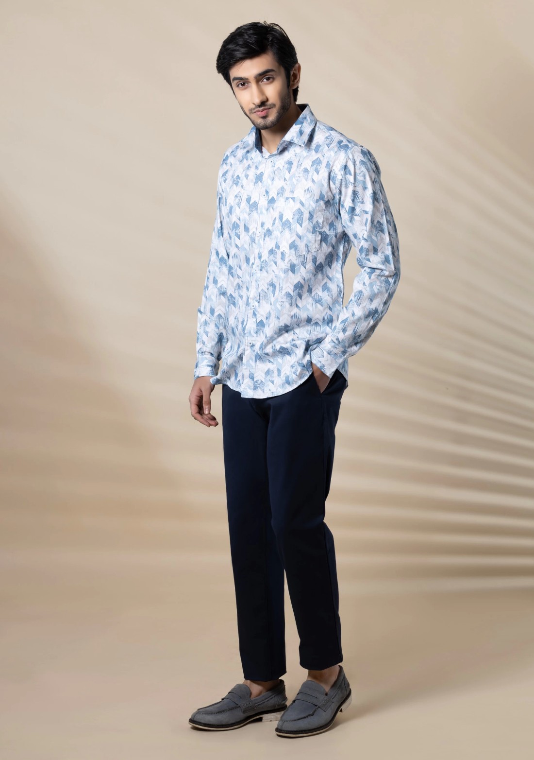 Blue Men's Slim Fit Cotton Printed Shirt