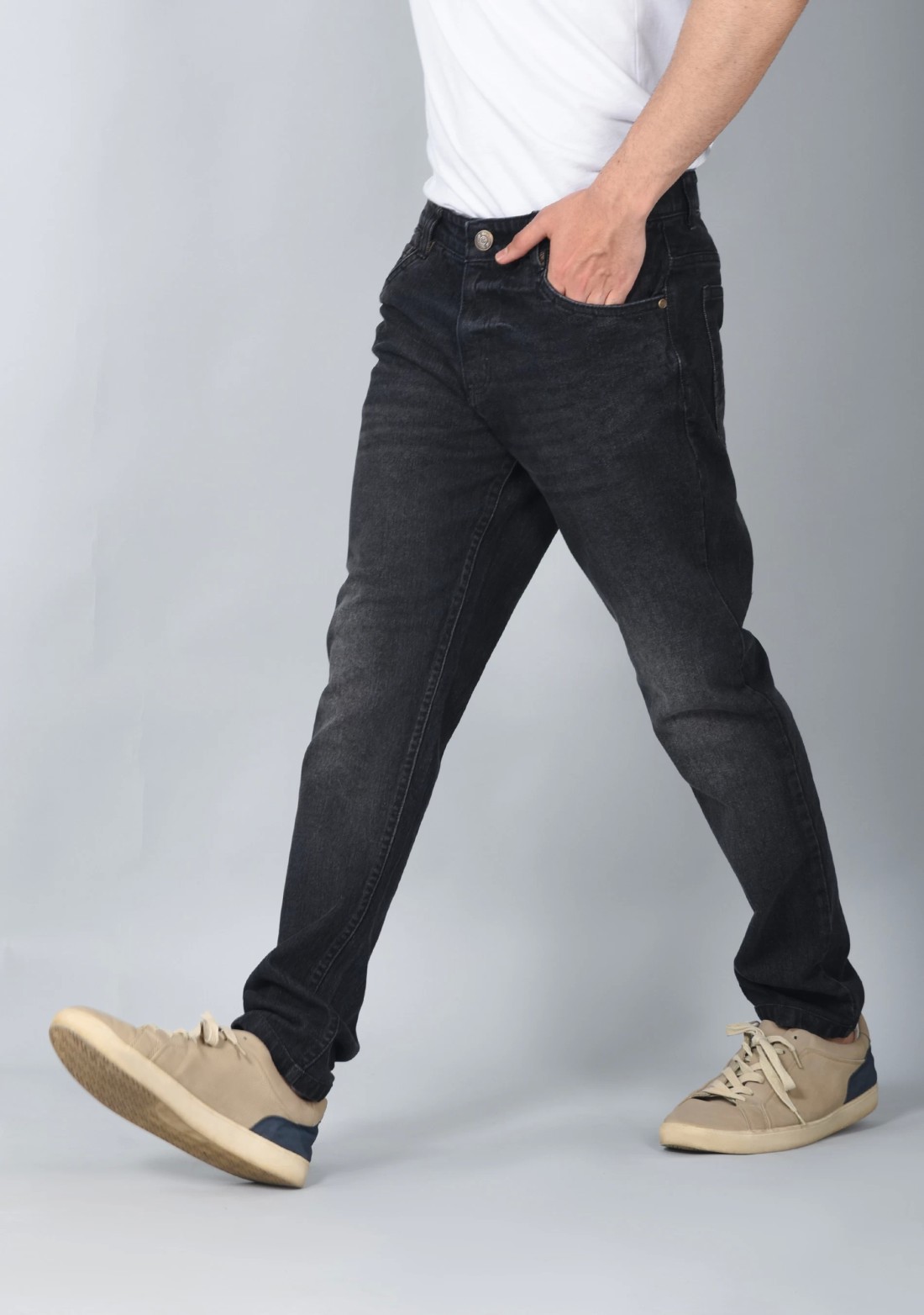 Carbon Black Regular Fit Men's Cotton Jeans