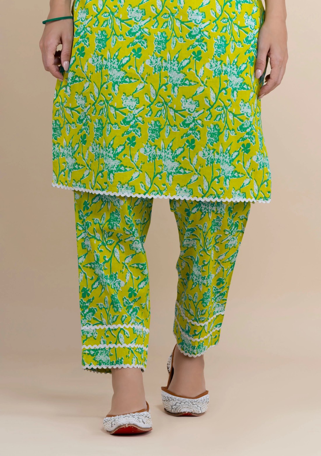 Lime Green Pure Cotton Floral Printed Kurta Pant Co-Ord Set with Dupatta