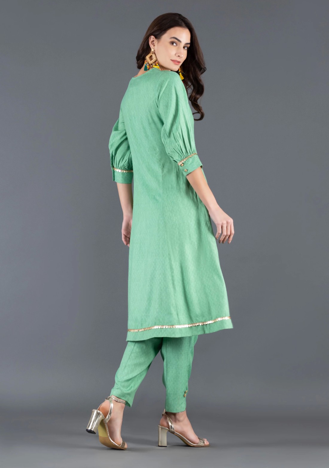 Green Viscose Rayon Panelled Kurta Pants Dupatta Set