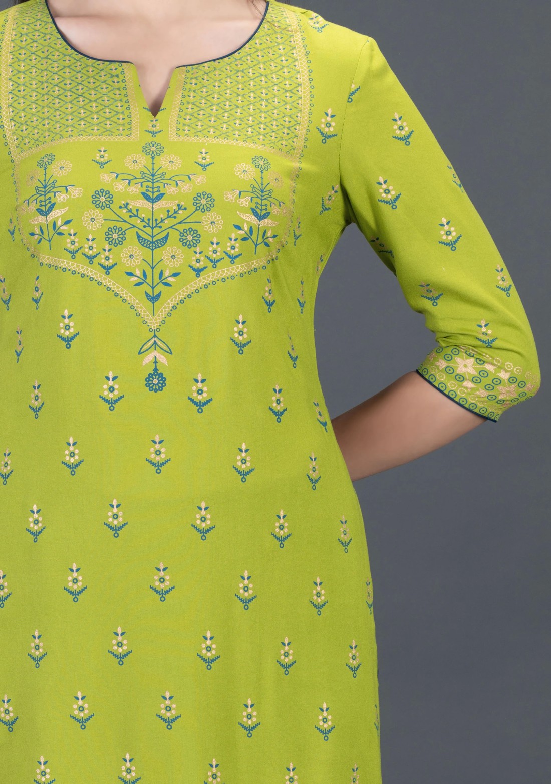 Green Gold & Khari Printed Viscose Rayon Straight Kurta