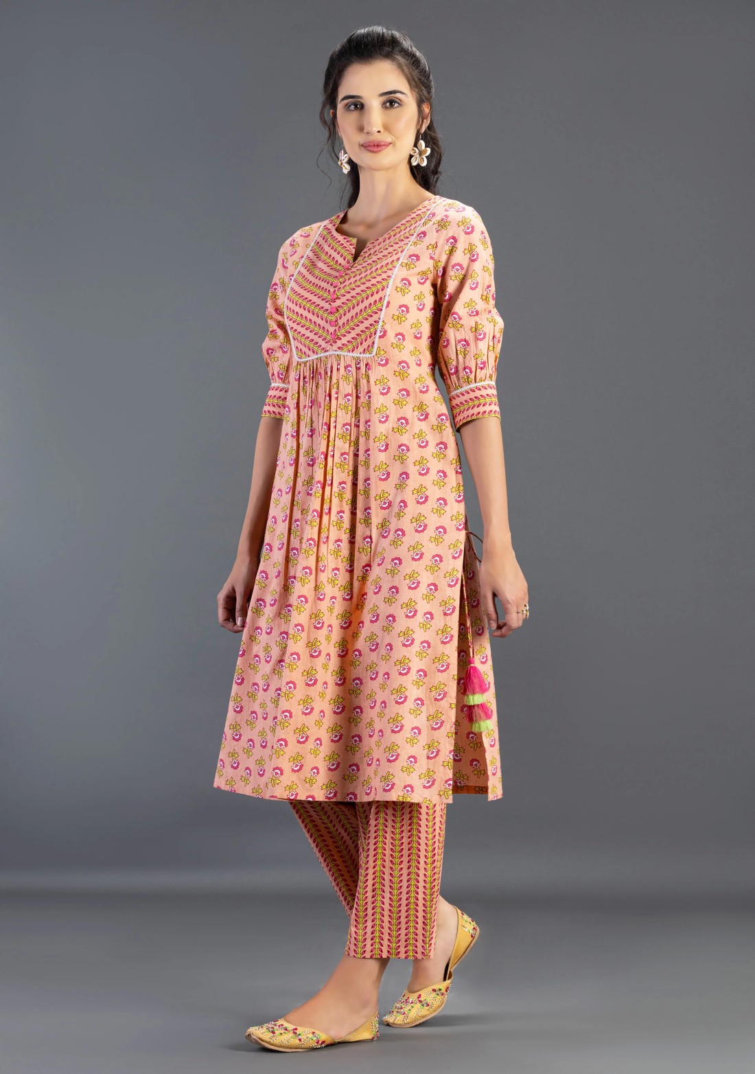 Peach Floral Printed Gathered Pure Cotton Straight Kurta With Pants