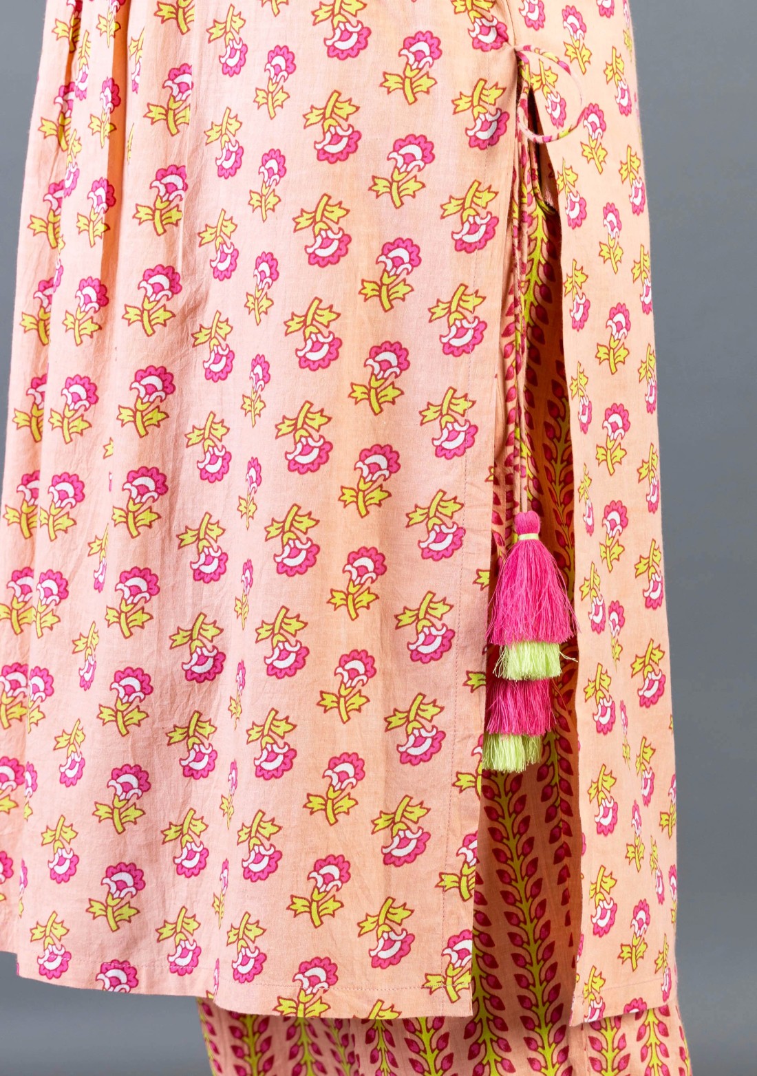 Peach Floral Printed Gathered Pure Cotton Straight Kurta With Pants