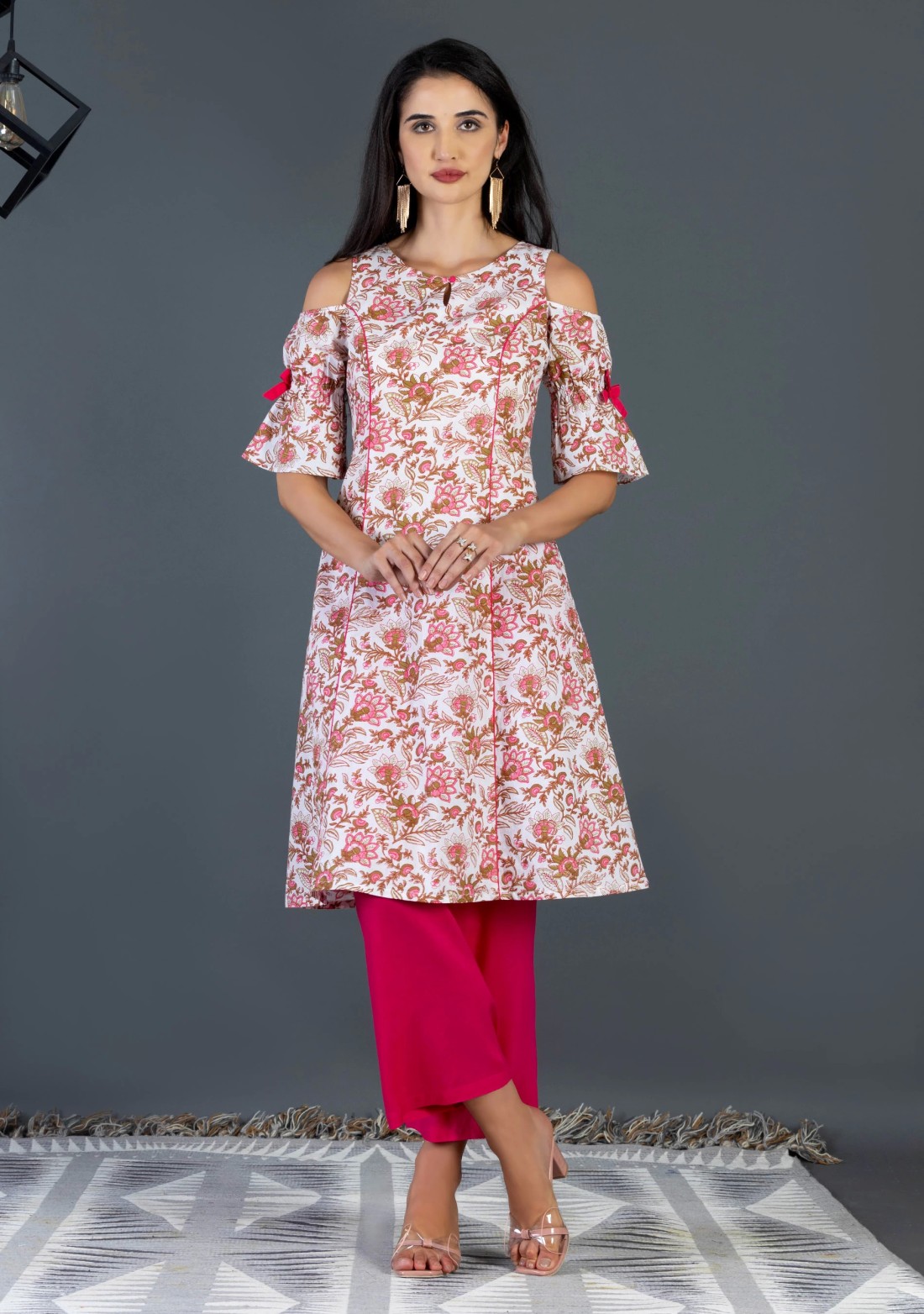 Pink & White Printed Cotton Cold Shoulder Straight Kurta