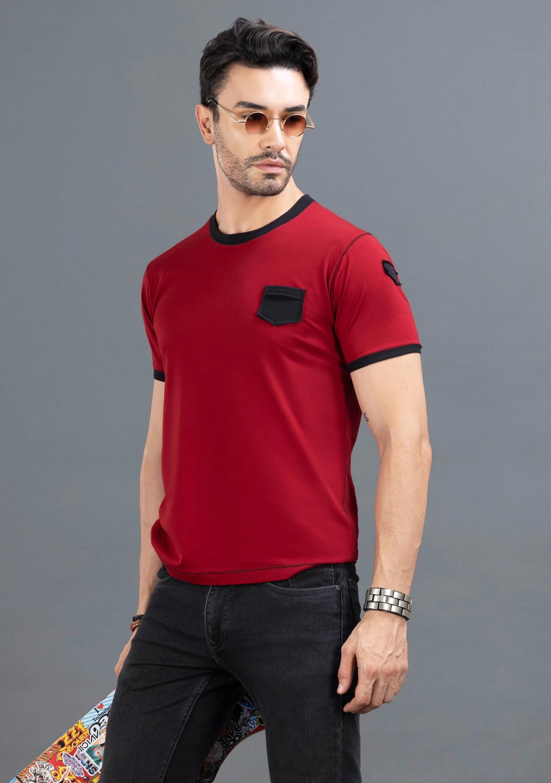 Red & Black Regular Fit Rhysley Men's Crew Neck T-Shirt