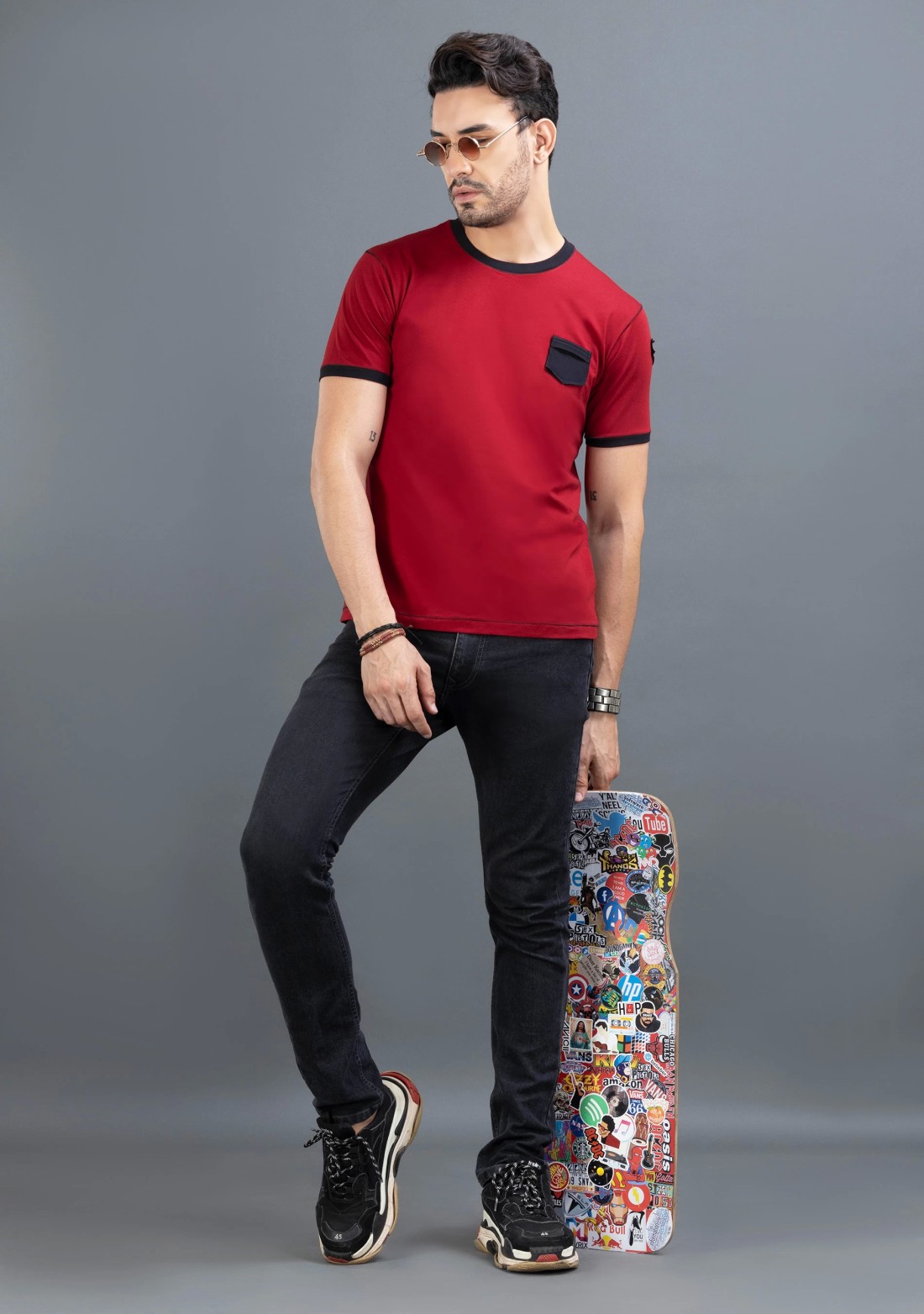 Red & Black Regular Fit Rhysley Men's Crew Neck T-Shirt