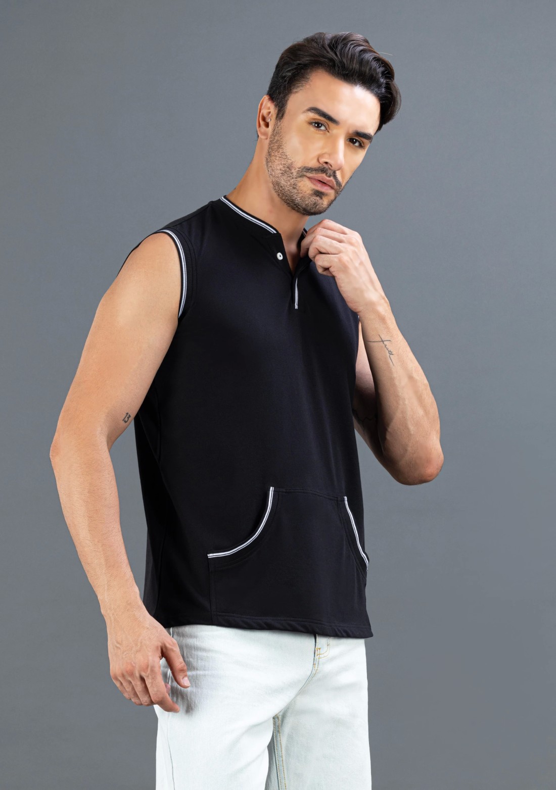 Black Slim Fit Rhysley Men's Sleeveless T-Shirt