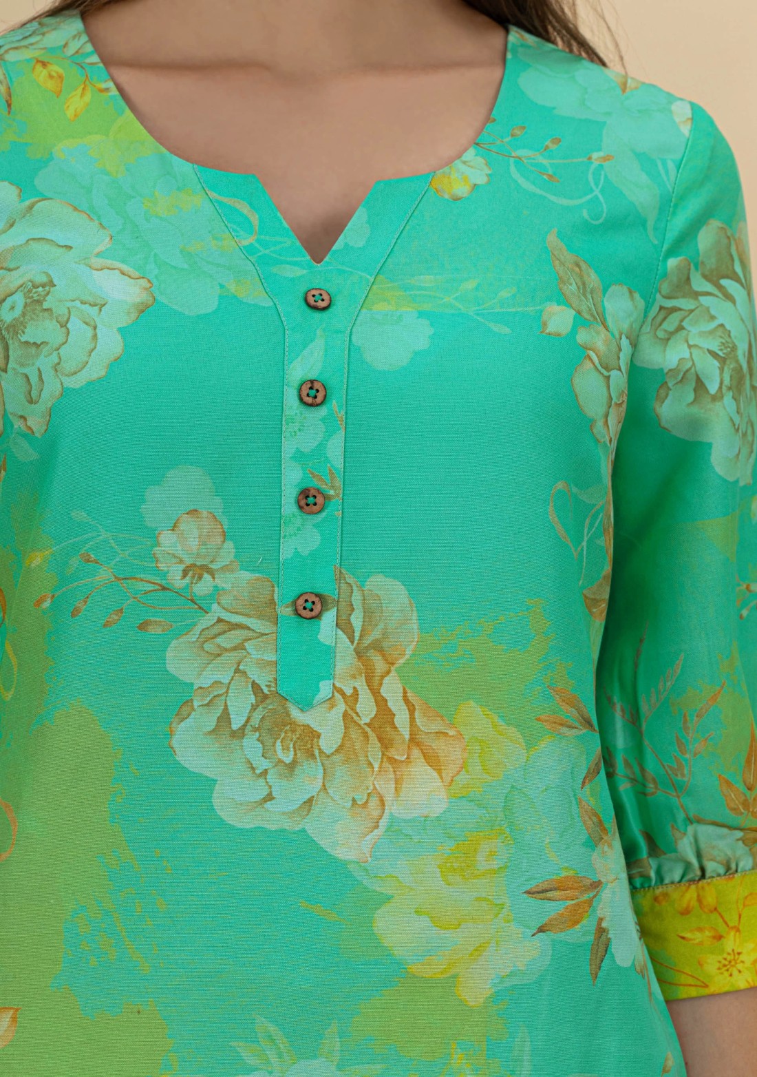 Green Floral Print Rayon Straight Kurta