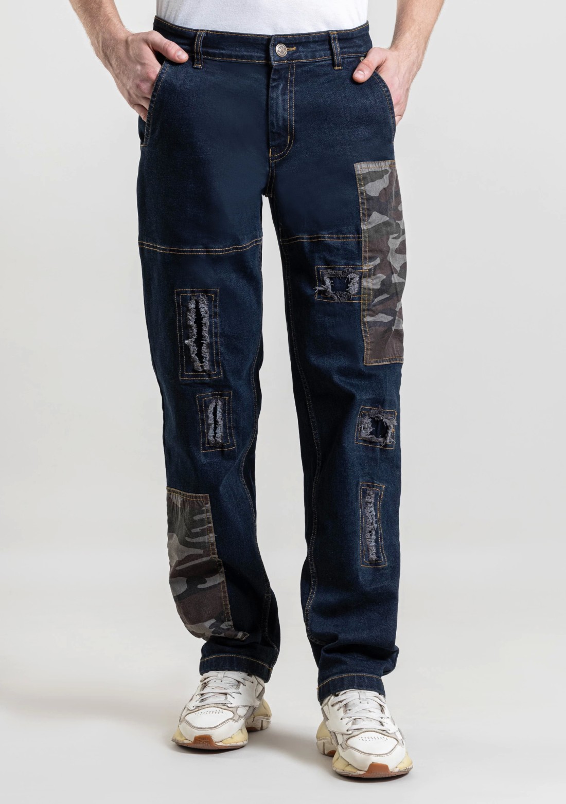 Dark Blue Straight Fit Men's Jeans with Camouflage Patch