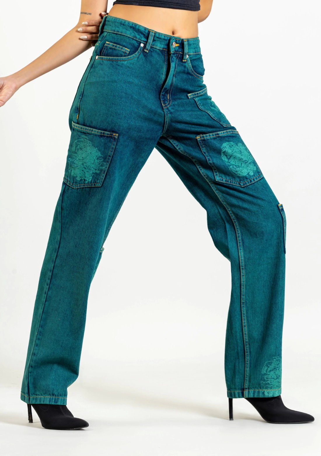 Peacock Green Relaxed Straight Fit Women's Jeans