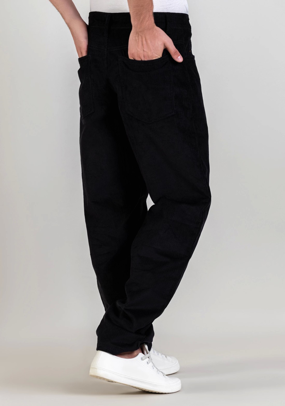 Black Relaxed Fit Men's 5 Pocket Corduroy Trousers