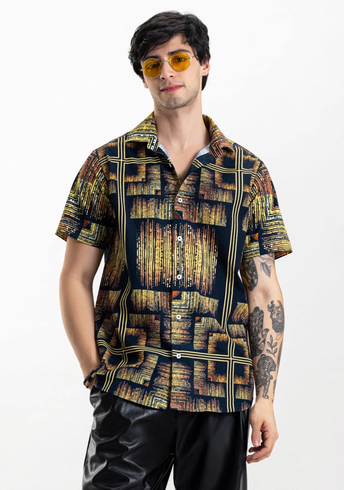 Black Abstract Print Regular Fit Men's Cotton Casual Shirt