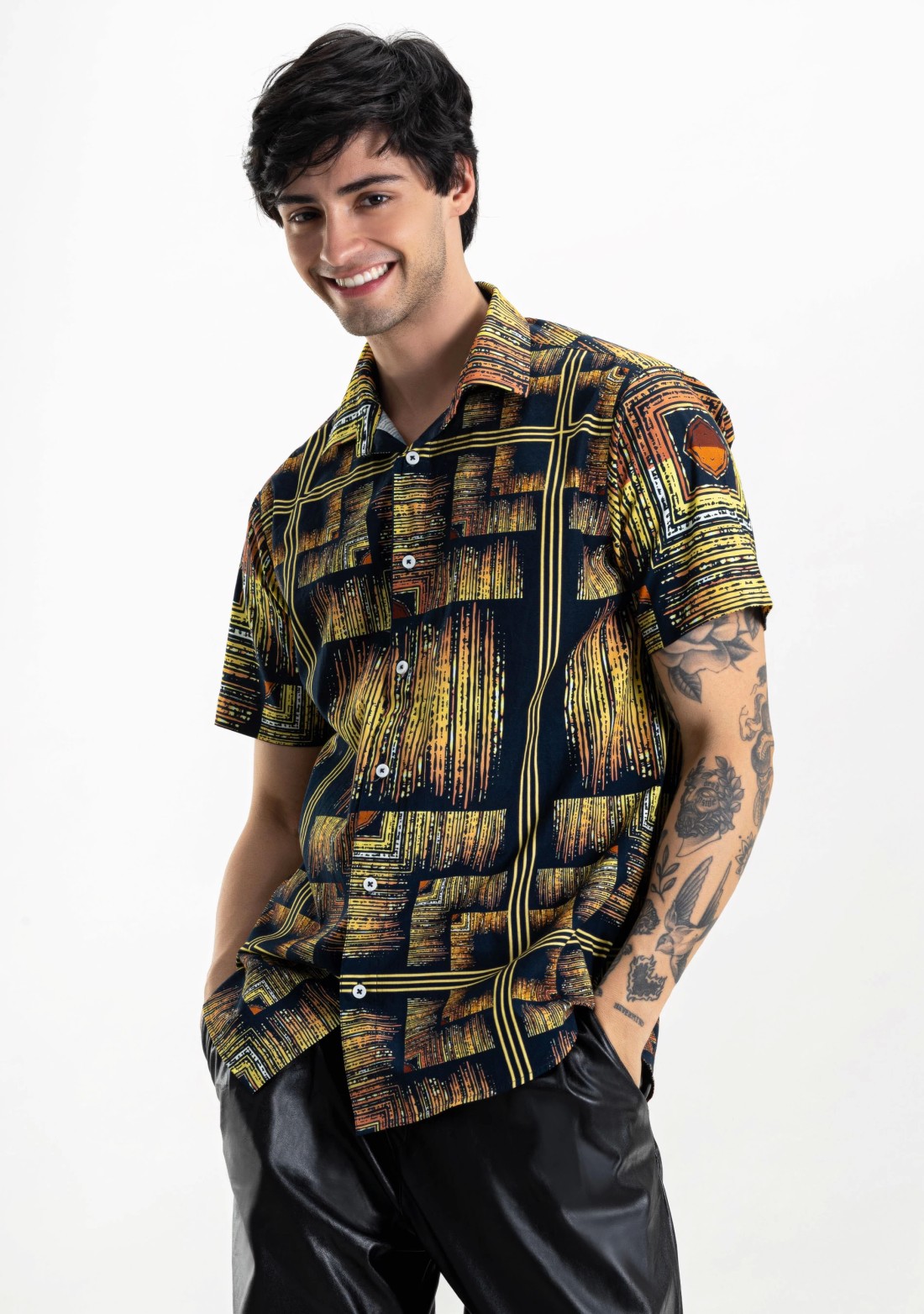 Black Abstract Print Regular Fit Men's Cotton Casual Shirt