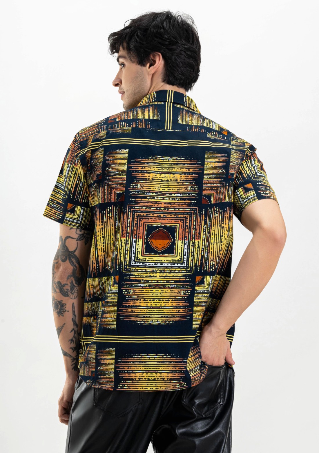 Black Abstract Print Regular Fit Men's Cotton Casual Shirt