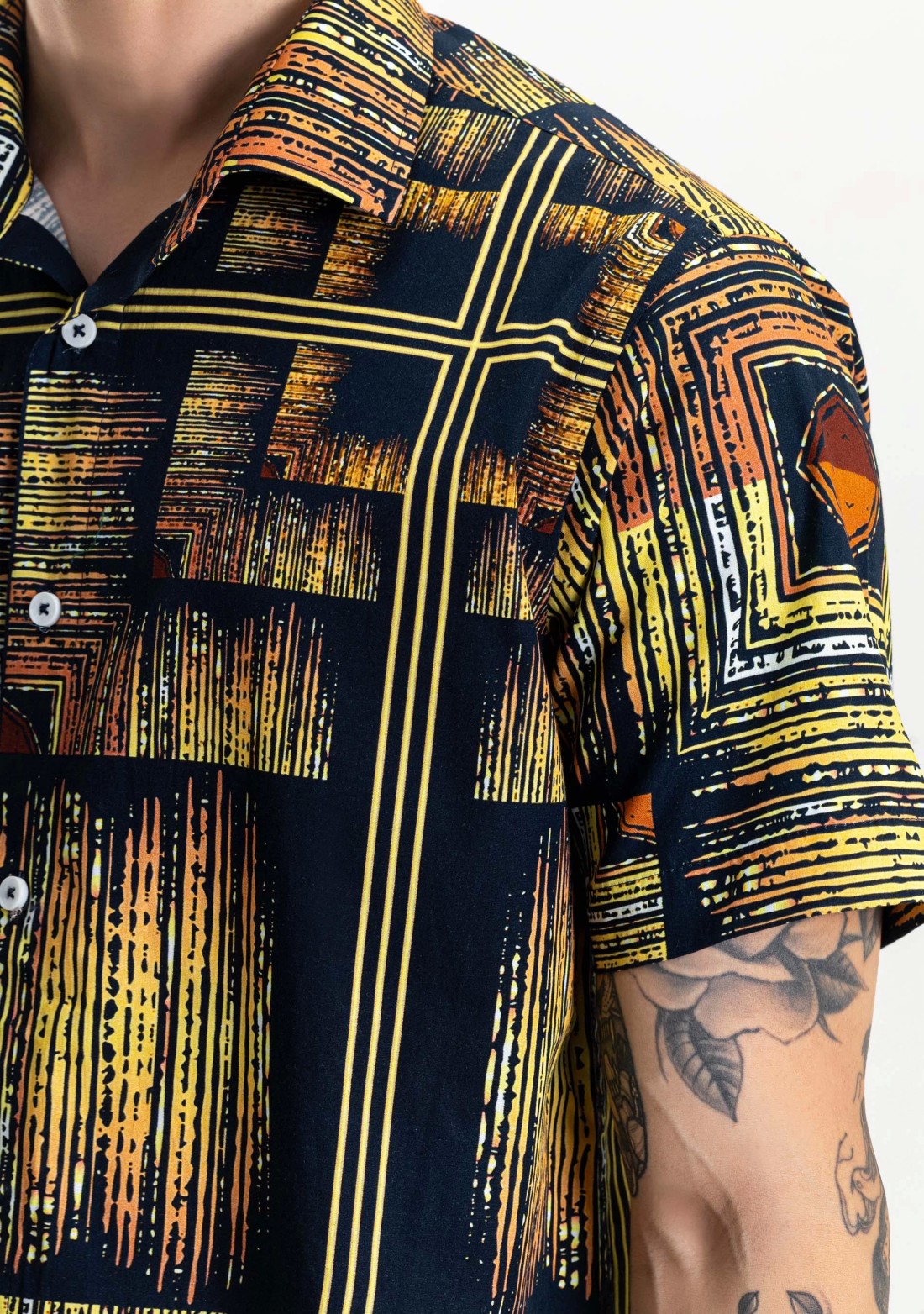 Black Abstract Print Regular Fit Men's Cotton Casual Shirt