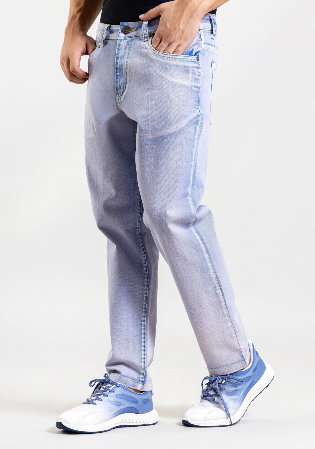 Ice Blue Relaxed Straight Fit Men's Fashion Jeans