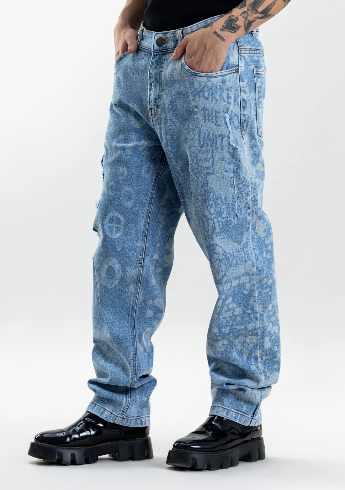 Blue Relaxed Straight Fit Men’s Distressed Jeans