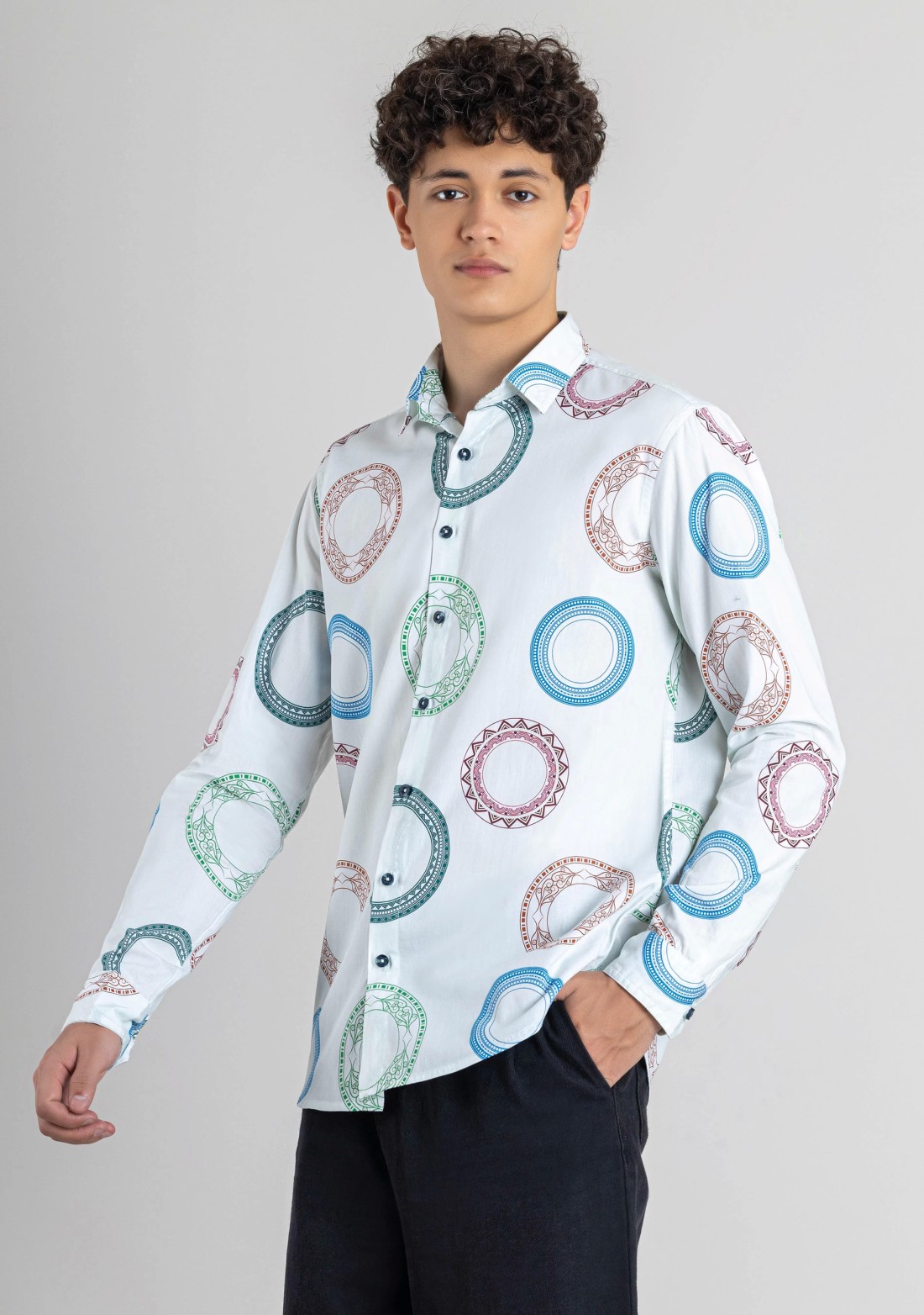 Off White Regular Fit Men's Casual  Printed  Shirt