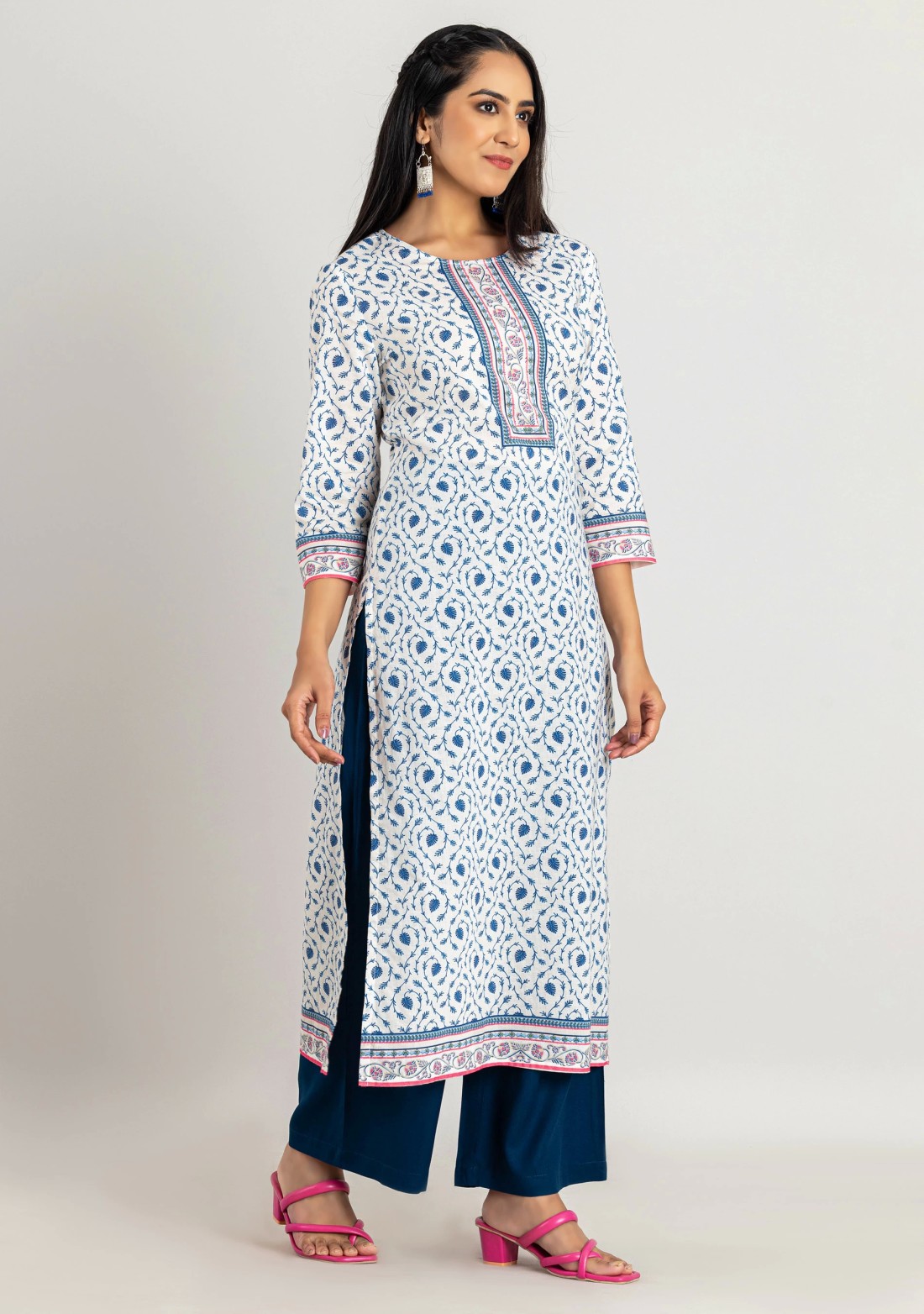 Off White Ethnic Print Cotton Straight Kurta