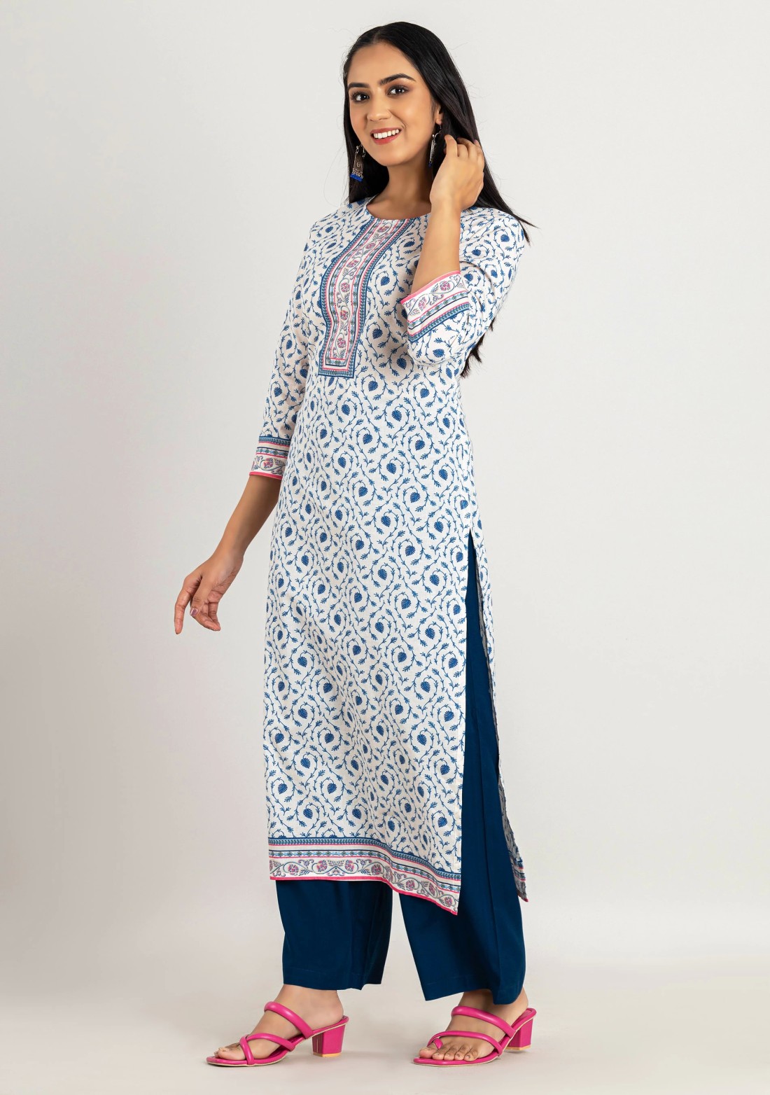 Off White Ethnic Print Cotton Straight Kurta