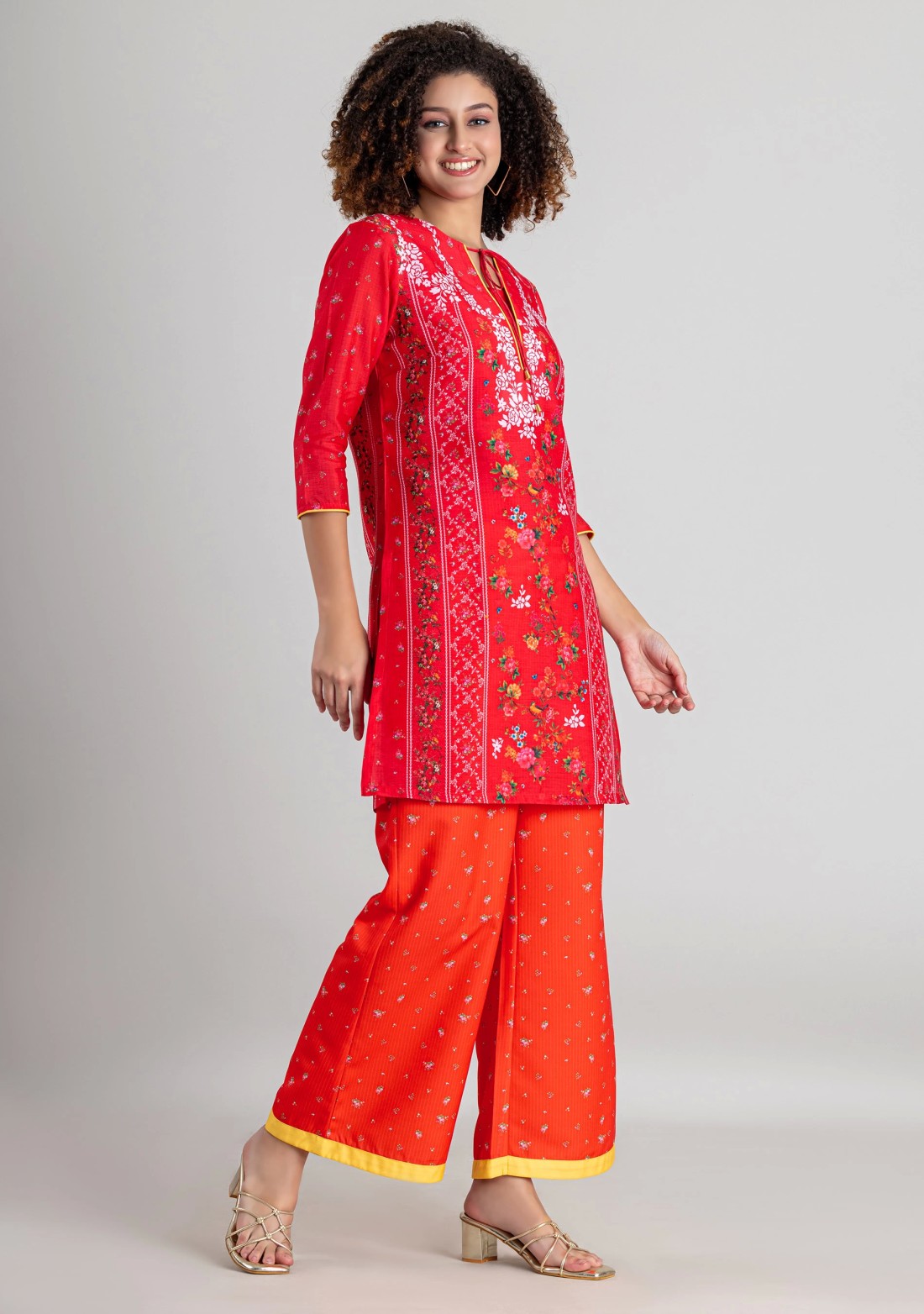 Red Floral Print Chanderi Straight Kurta with Straight Pants