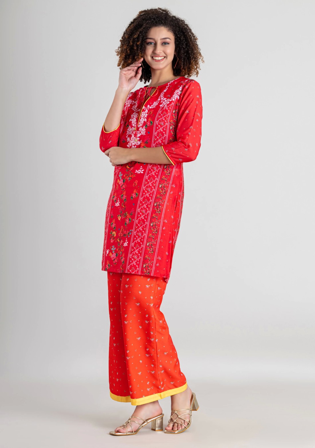 Red Floral Print Chanderi Straight Kurta with Straight Pants