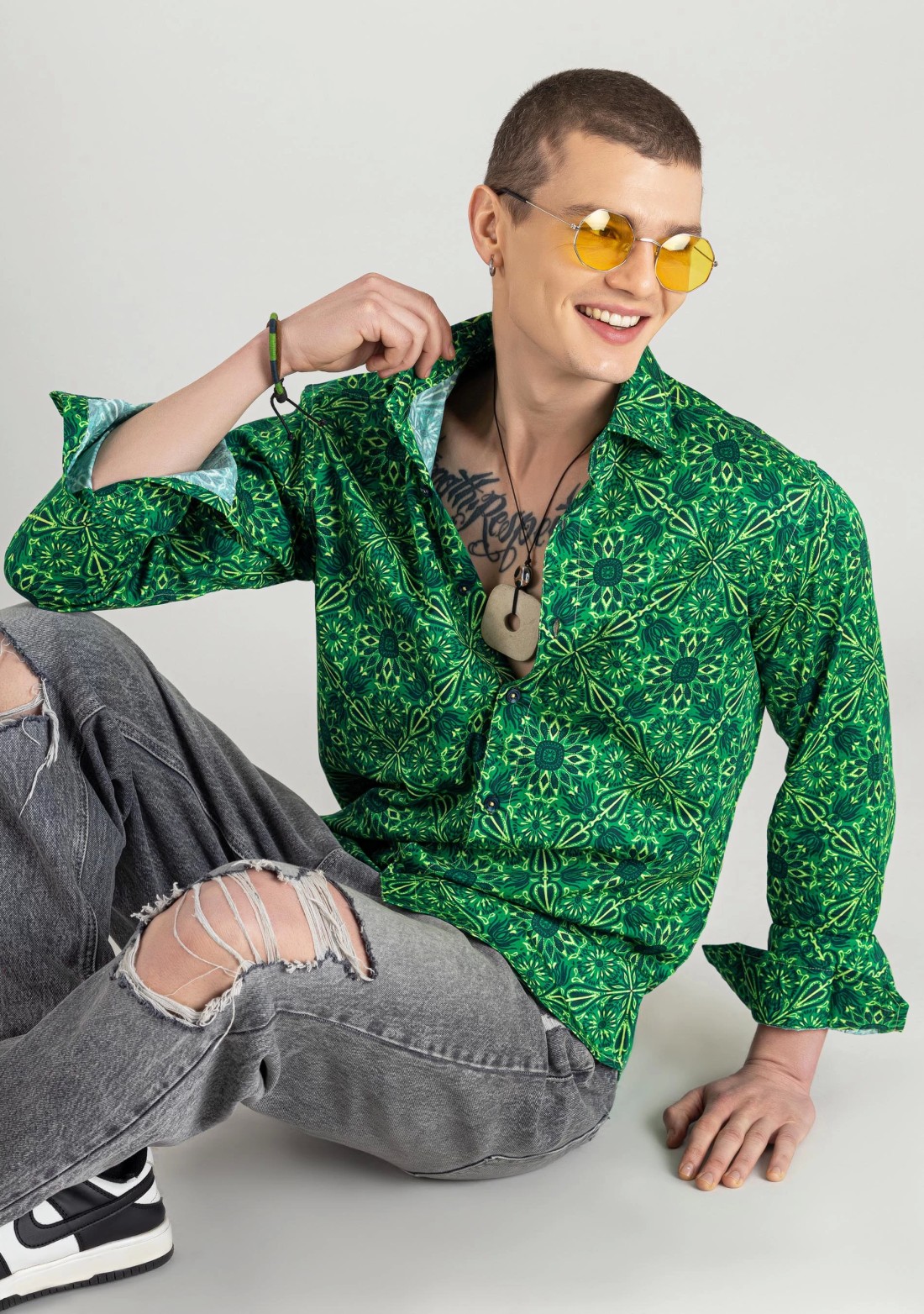 Green  Regular Fit Men's Casual Printed  Shirt