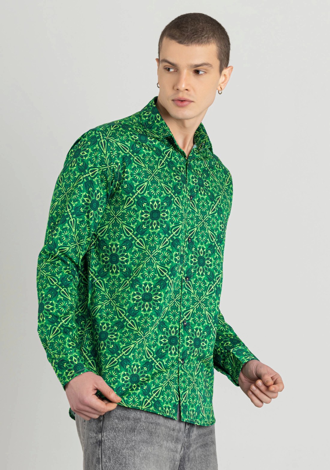 Green  Regular Fit Men's Casual Printed  Shirt