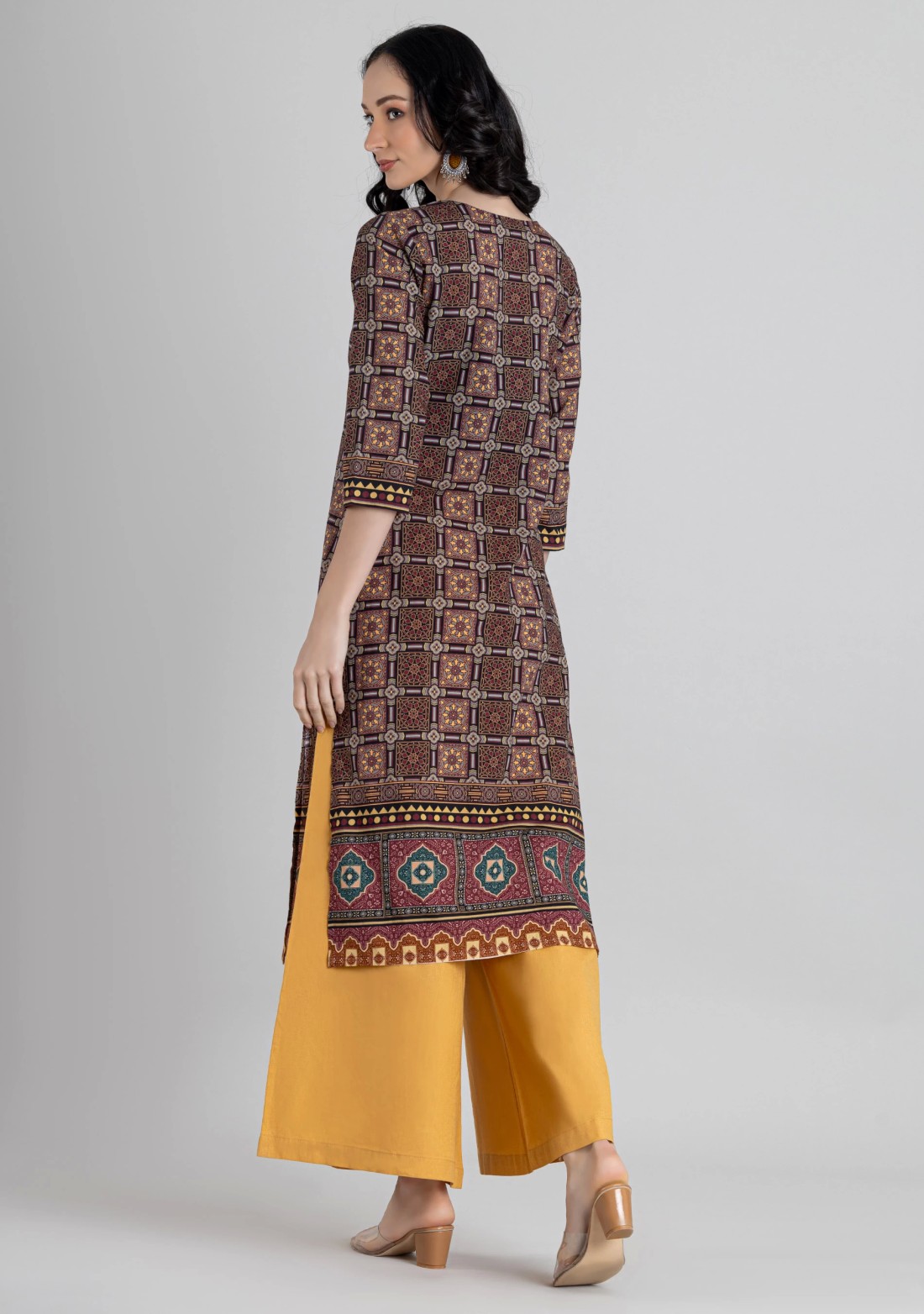 Brown Geometric Ethnic Print Cotton Straight Kurta