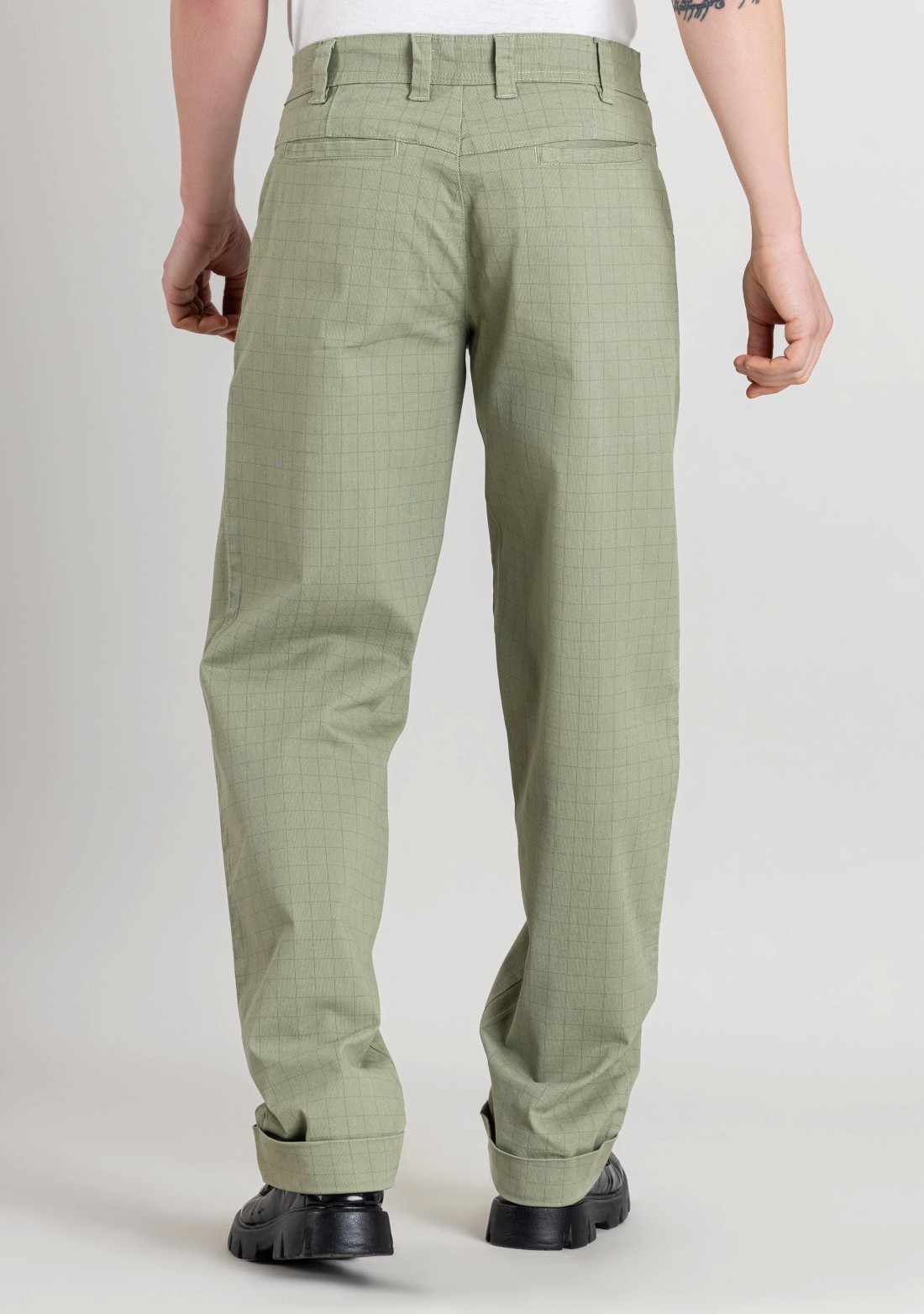 Olive Straight Fit Men’s Casual Cotton Check Trousers