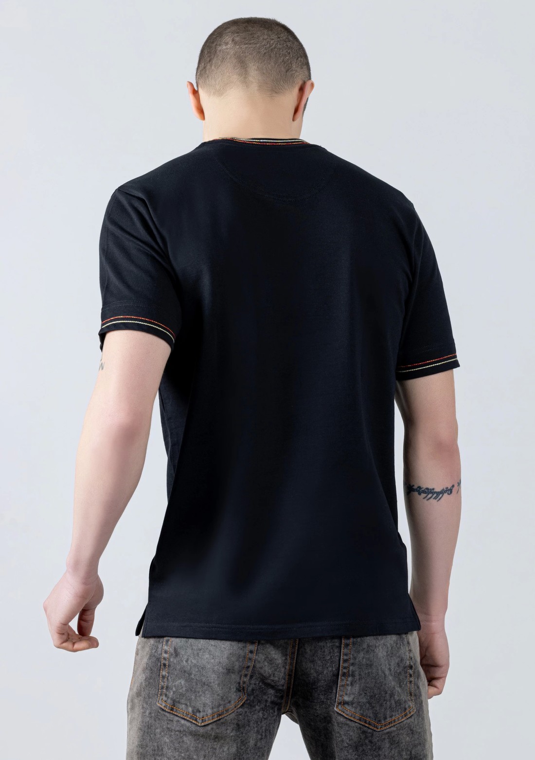 Black Regular Fit Men's Round Neck T-shirt