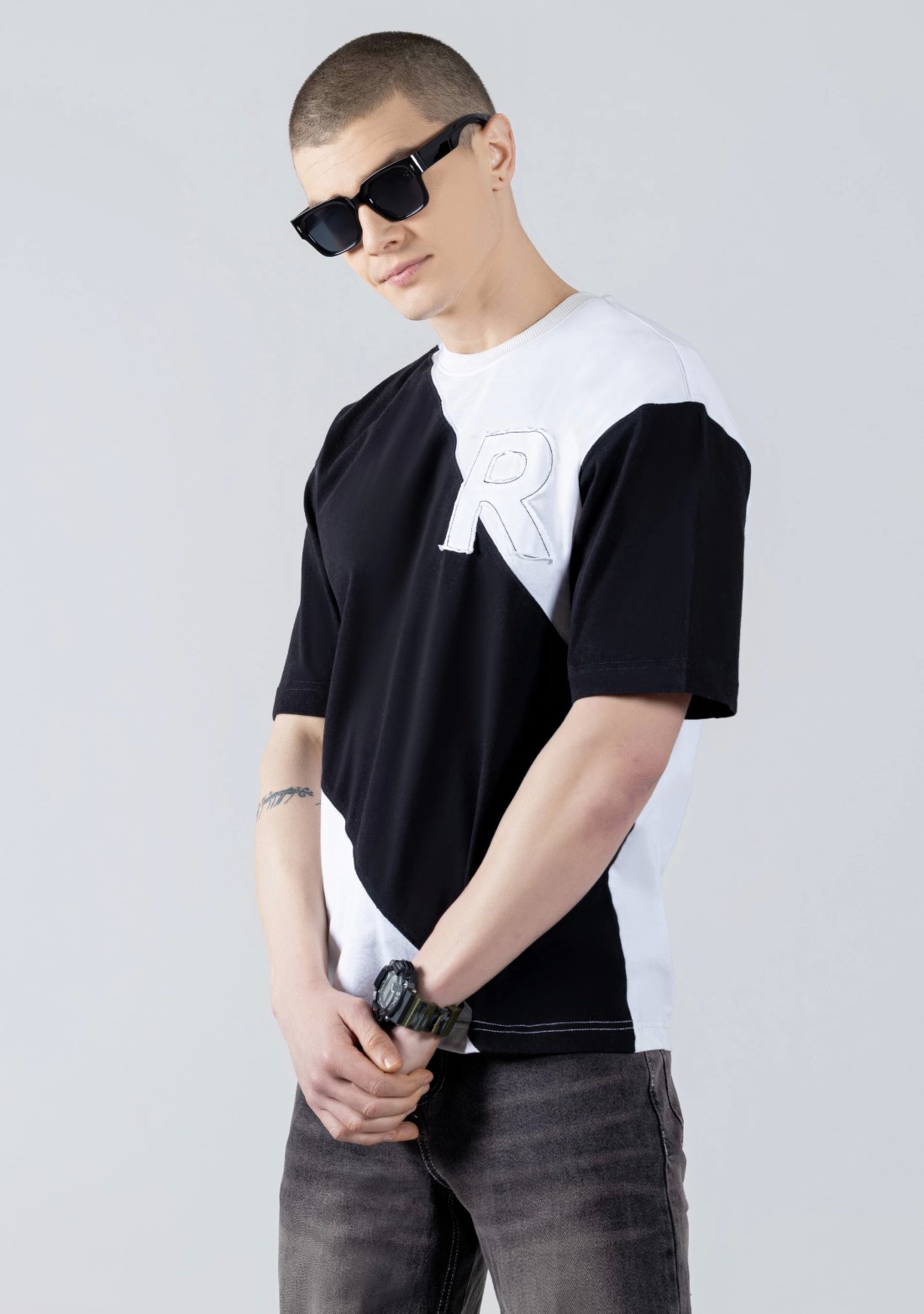 Black and White Regular Fit Men's Round Neck T-shirt