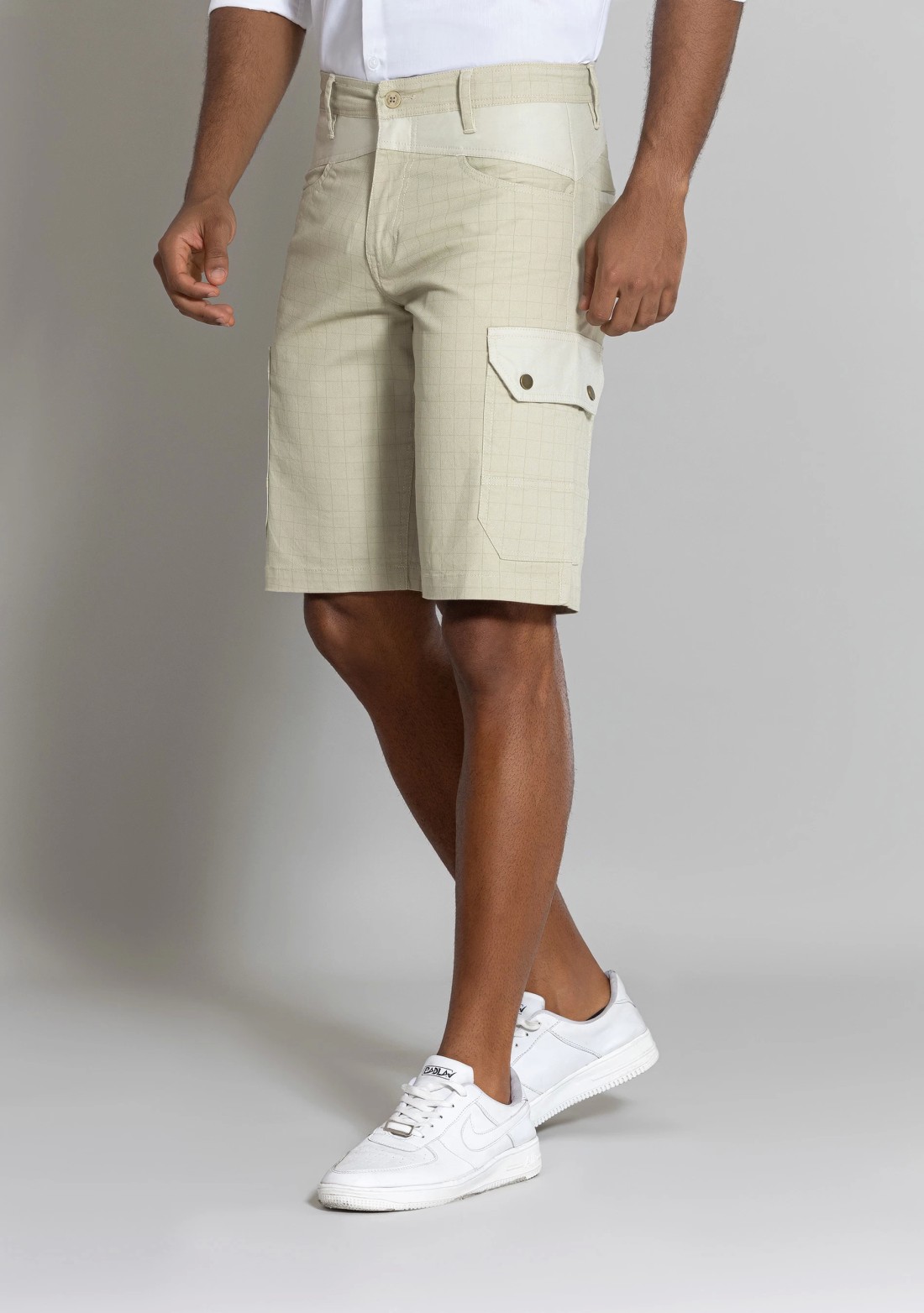Beige Regular Fit Men’s Casual Check Cotton Cargo Shorts
